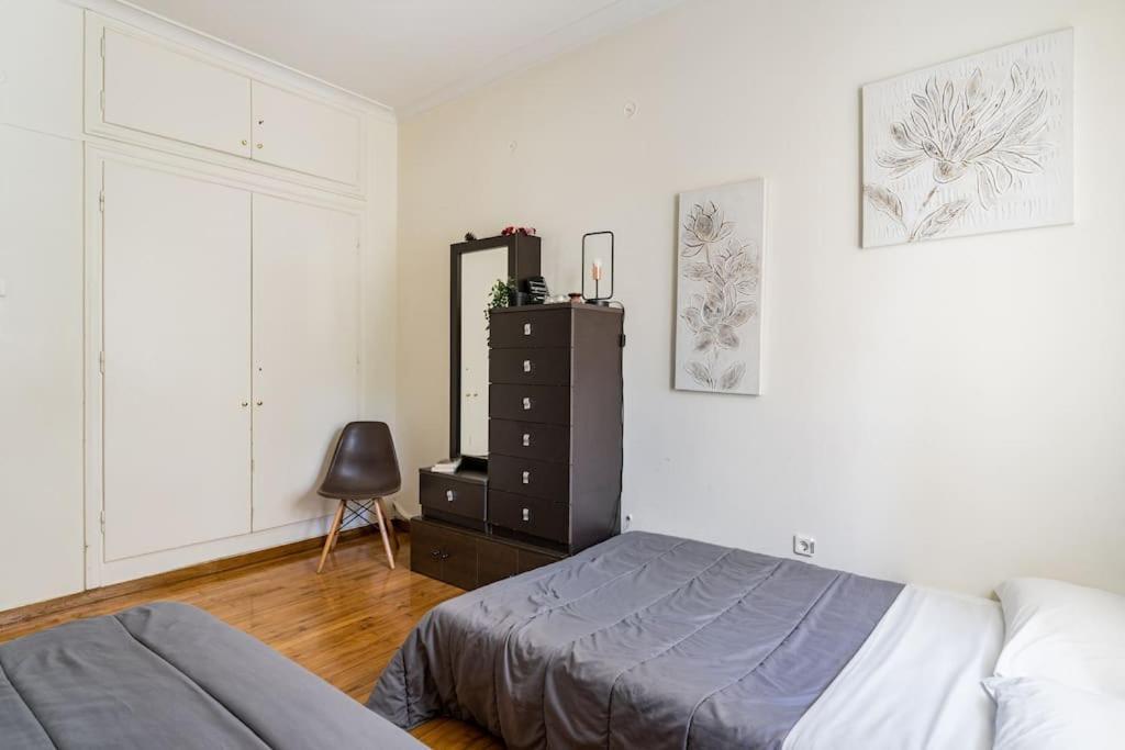 Amazing 3Bdr Apt With Unique Roof Garden In Plaka Афины Экстерьер фото