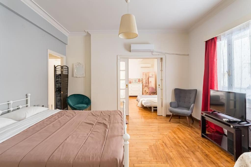 Amazing 3Bdr Apt With Unique Roof Garden In Plaka Афины Экстерьер фото