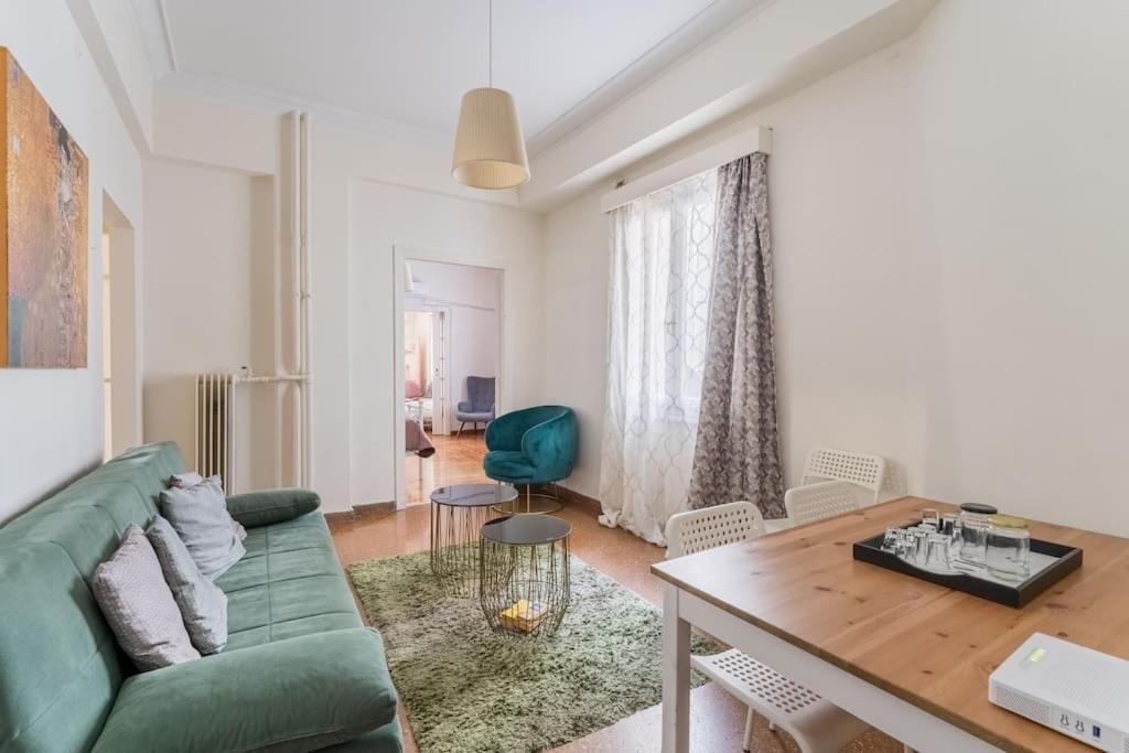 Amazing 3Bdr Apt With Unique Roof Garden In Plaka Афины Экстерьер фото